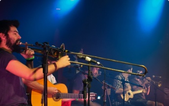 La Perra que los Parió / Recital en Vivo